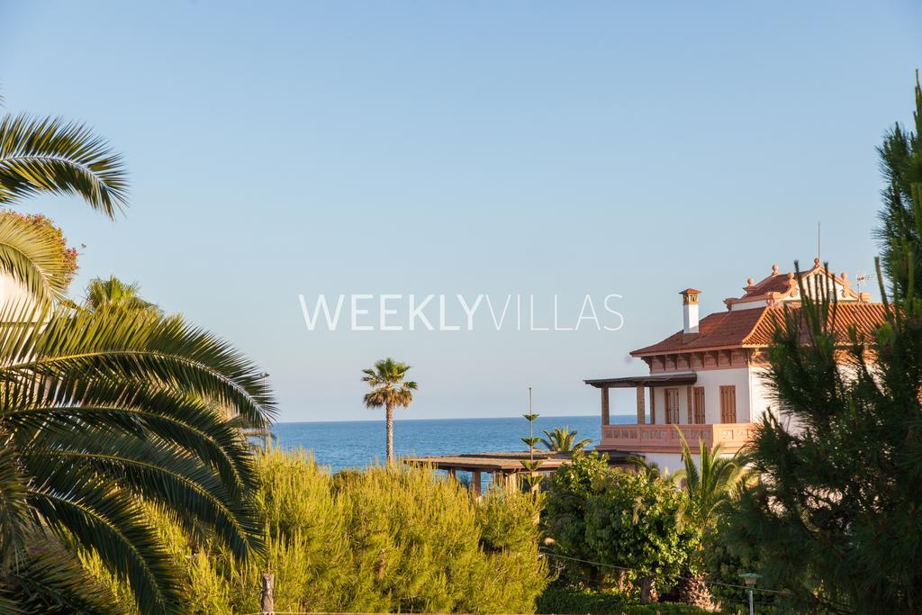 Villa Sitges Tupinetti Beach At 1 Min Walk Amaizing Garden And View Center Sitges 5 Minutes Walk Exterior foto