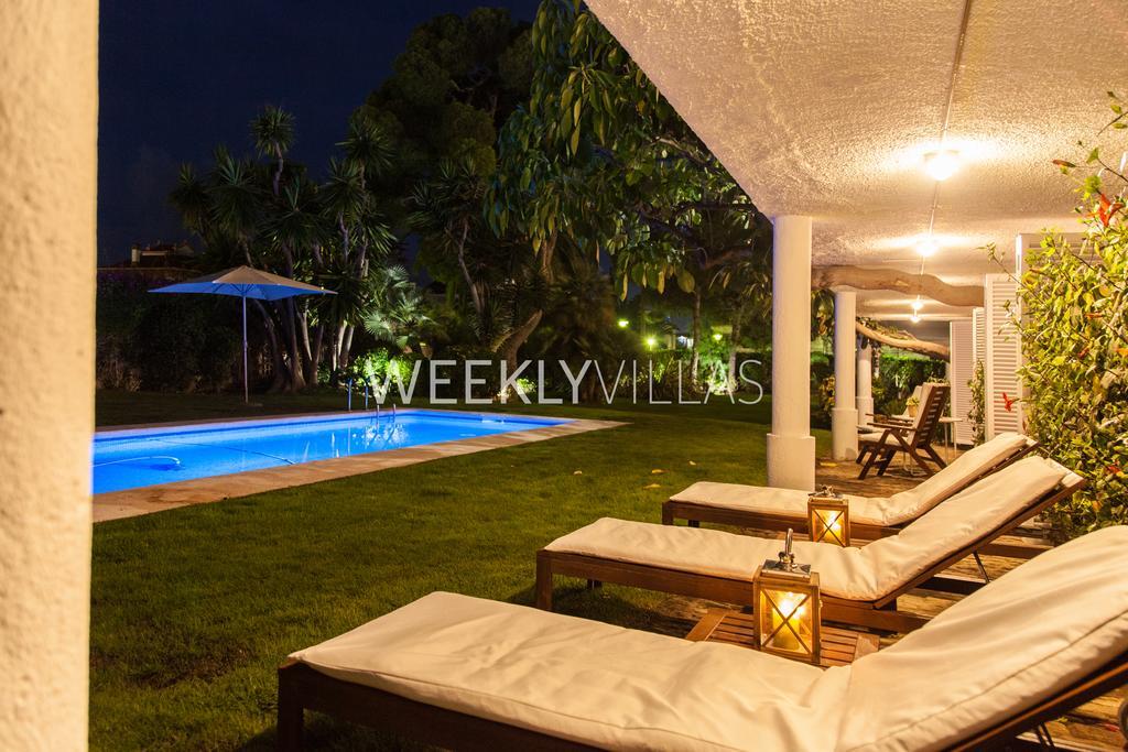 Villa Sitges Tupinetti Beach At 1 Min Walk Amaizing Garden And View Center Sitges 5 Minutes Walk Exterior foto