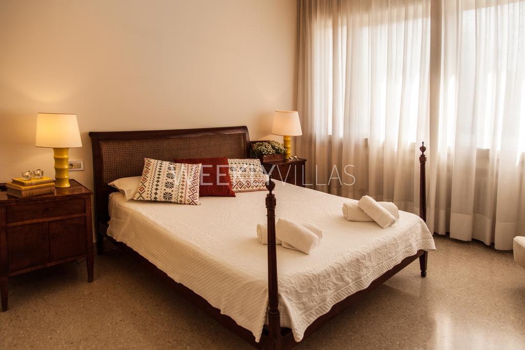 Villa Sitges Tupinetti Beach At 1 Min Walk Amaizing Garden And View Center Sitges 5 Minutes Walk Exterior foto