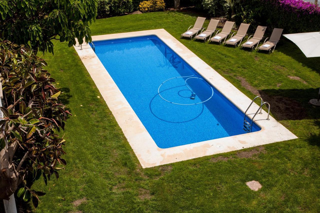 Villa Sitges Tupinetti Beach At 1 Min Walk Amaizing Garden And View Center Sitges 5 Minutes Walk Exterior foto